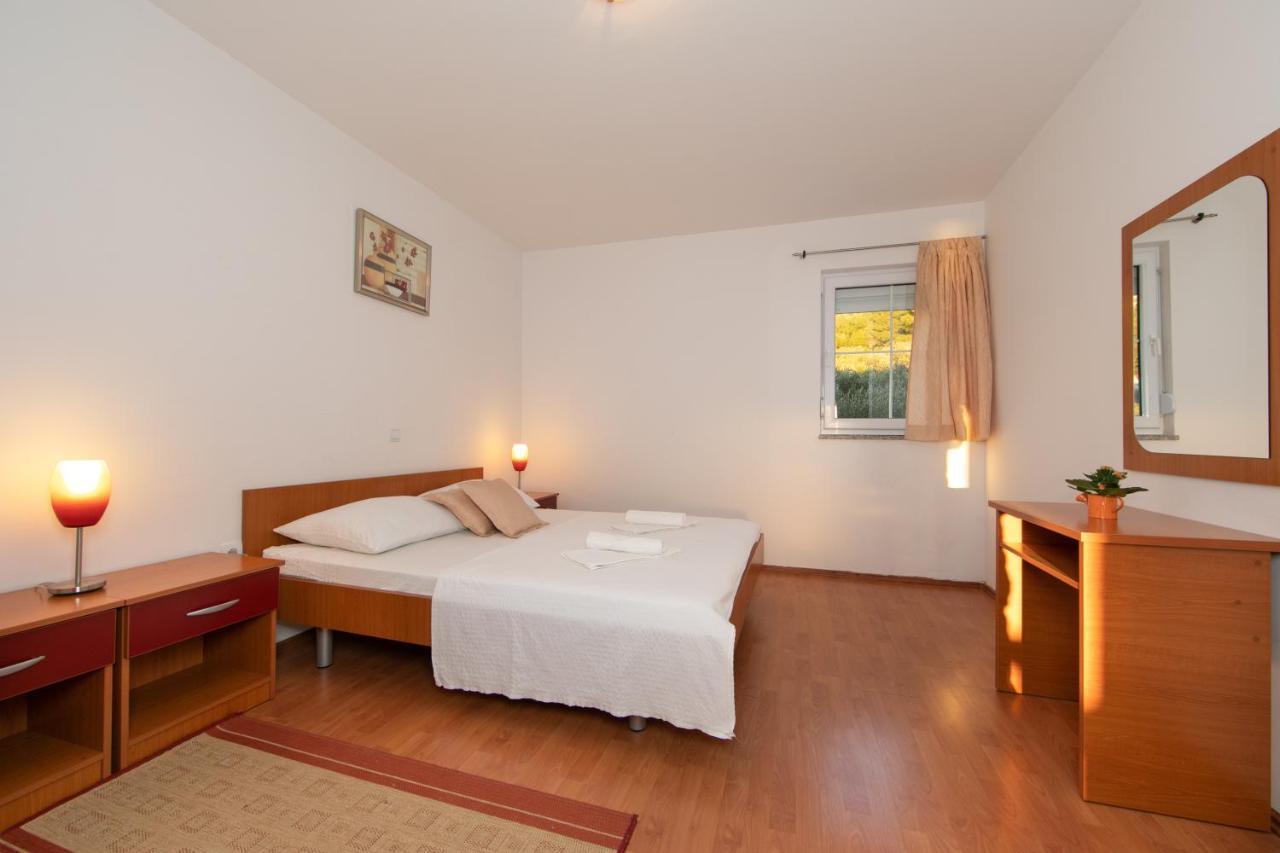 Apartments Simovic Tučepi Kültér fotó