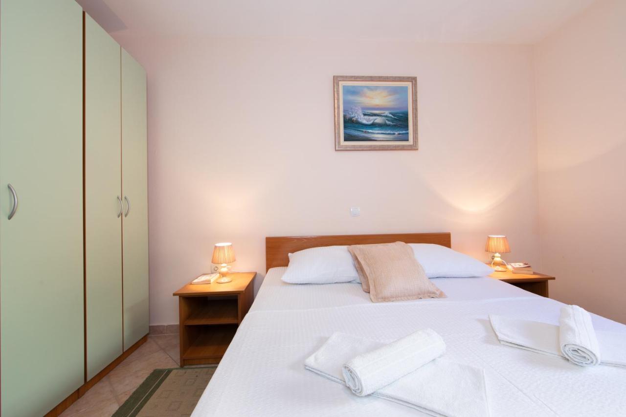 Apartments Simovic Tučepi Kültér fotó